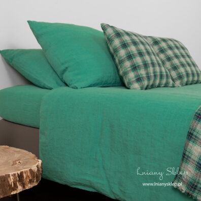 Jaskrawa zielona pościel lniana. Poszwa.