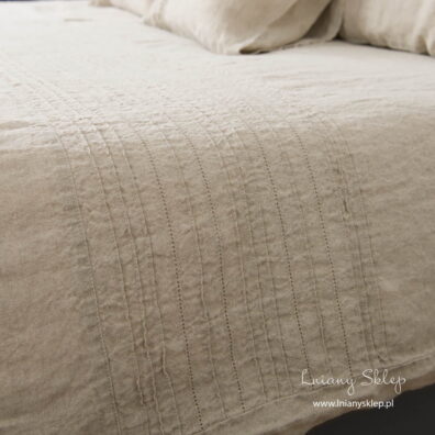 Poszwa z zaszewkami i mereżką (różne rozmiary, w tym 200x220).