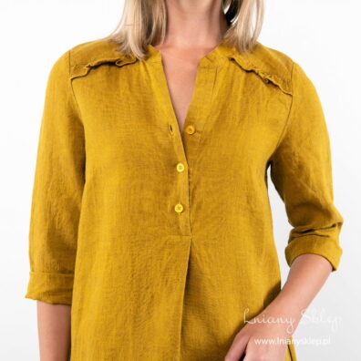 Zapinana na guziki, dekolt "V".