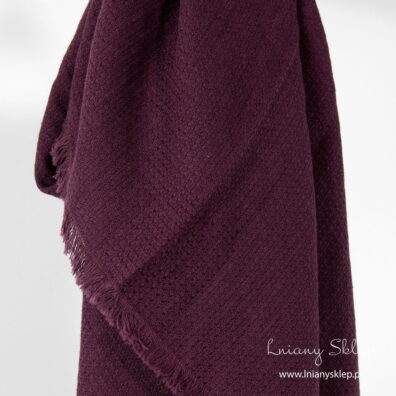 Wiśniowa lniana chusta.