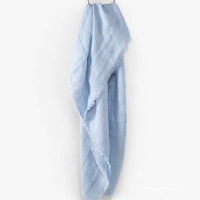 Lniana chusta niebieska.