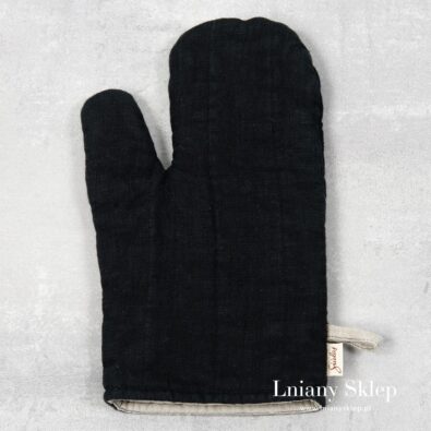 Czarna lniana rękawica kuchenna.