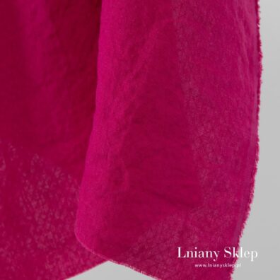 Len 100% w kolorze fuksji.