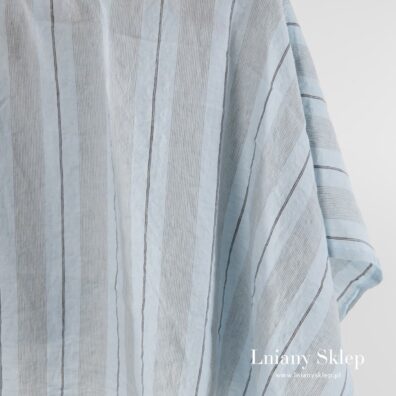 Niebieskawy prany len w paski.