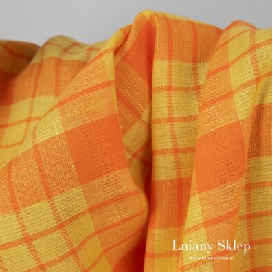 Żółto - pomarańczowy len 100%.