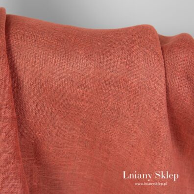 Różowa strona tkaniny lnianej.