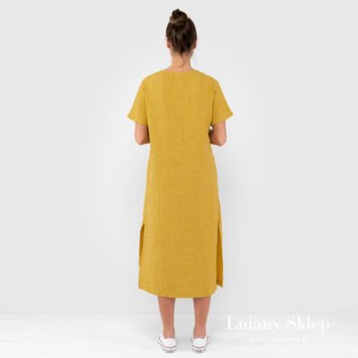 Żólta sukienka lniana. Widok z tyłu.