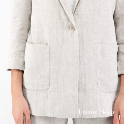 zakiet z pranej tkaniny lnianej. Z kieszeniami.