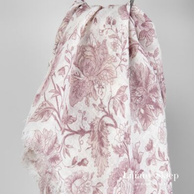 Biało - roóżowa chusta w kwiaty.