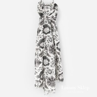 Czarno - biały szalik lniany.