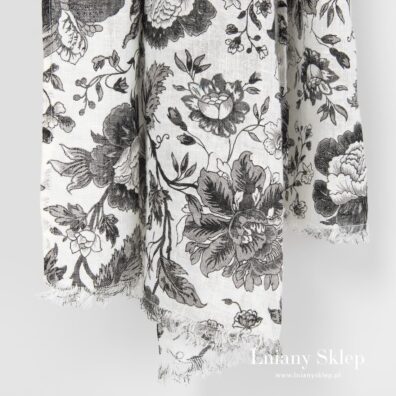 Lniany szalik na lato.