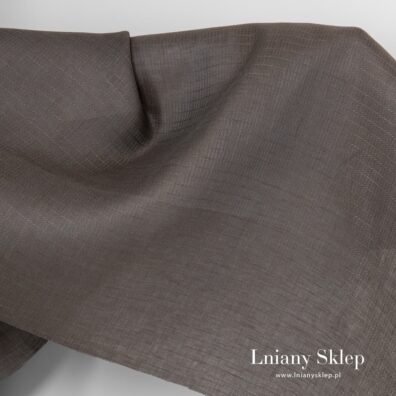 Brązowa tkanina o szarym odcieniu.