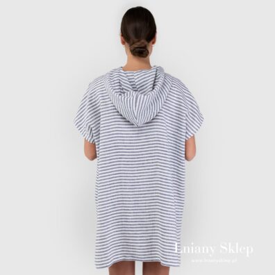 Ponczo widok z tyłu.