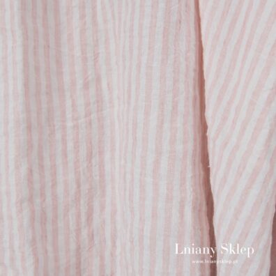 Paski biegną pionowo.