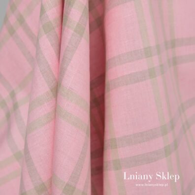 Na różowym tle krateczka z szarej i niebarwionej przędzy.