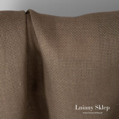 Kanwa do haftu krzyżykowego.