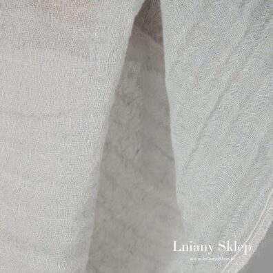 Lekka tkanina len i wełna.