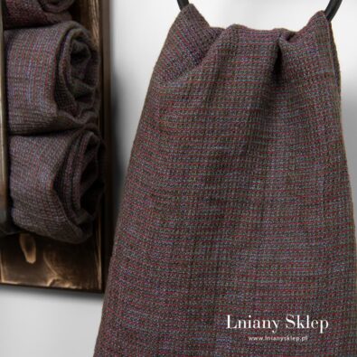 Ciemny ręcznik splot waflowy.