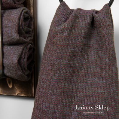 Ciemny ręcznik splot waflowy.