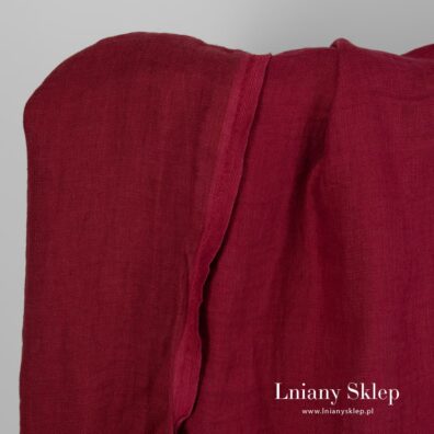 Len 100%. Kolor - dojrzała malina.