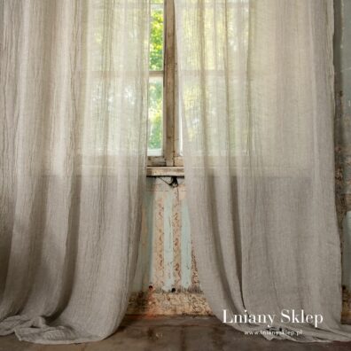 Lniana firanka z przejrzystego lnu.