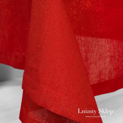 Brzeg podwinięty 4cm.