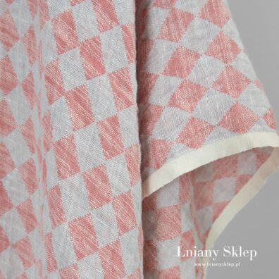 Prana tkanina w romby na pledy i grubsze produkty.