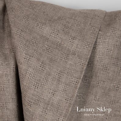 Len w ażurową krateczkę.