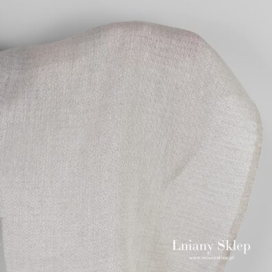 Jasnoszara tkanina w nieduże romby.