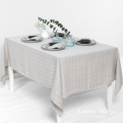 URBAN szary obrus z pranego lnu.