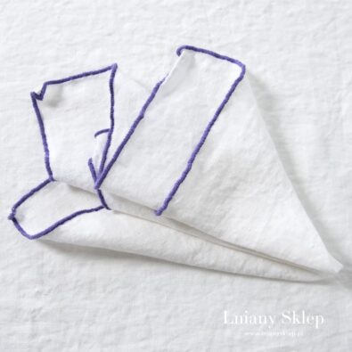 ARVO biała serwetka fioletowy brzeg.