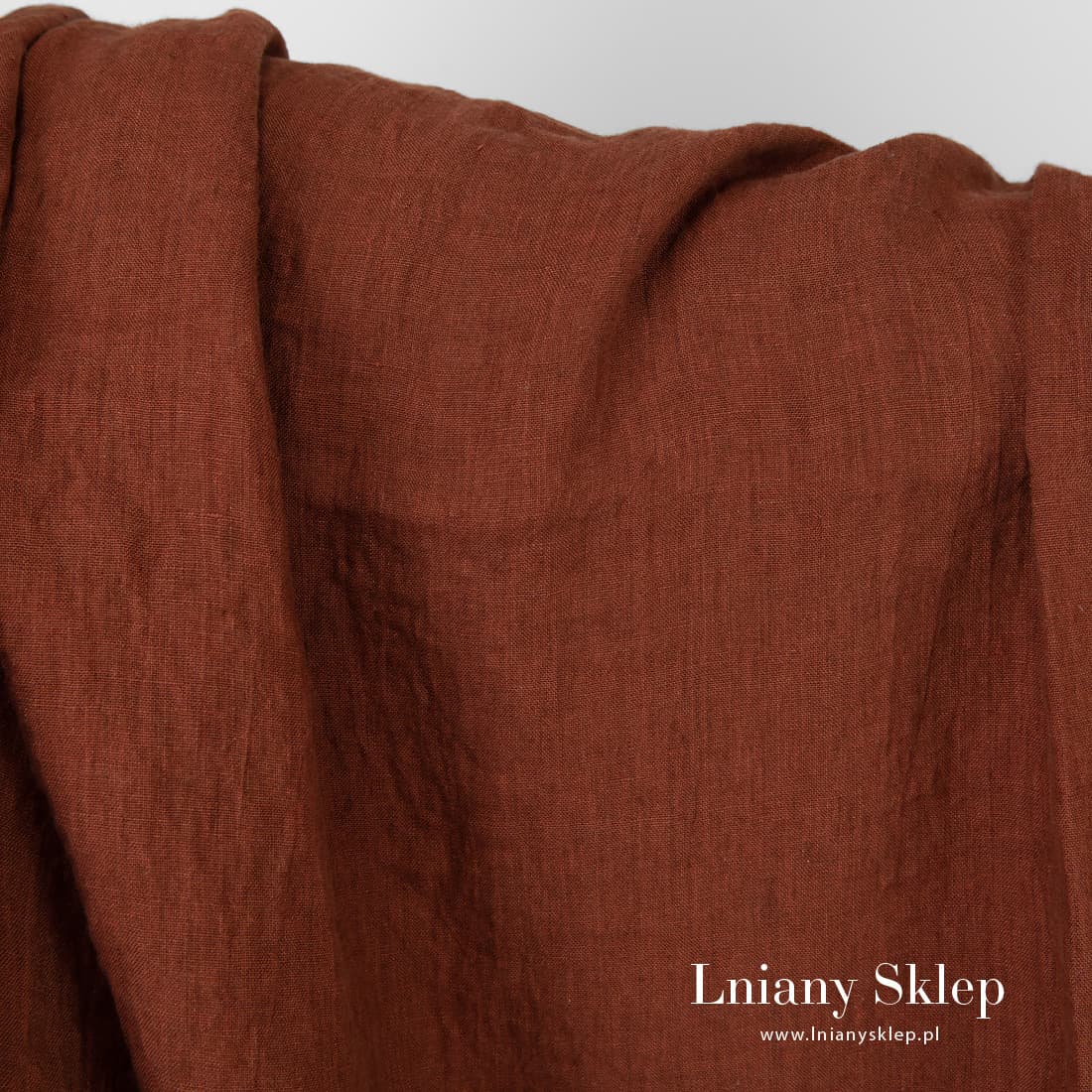 Brązowy prany len 100%.