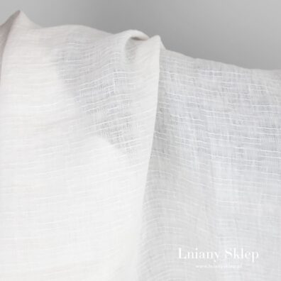 Biały len na odzież i tekstylia domowe.