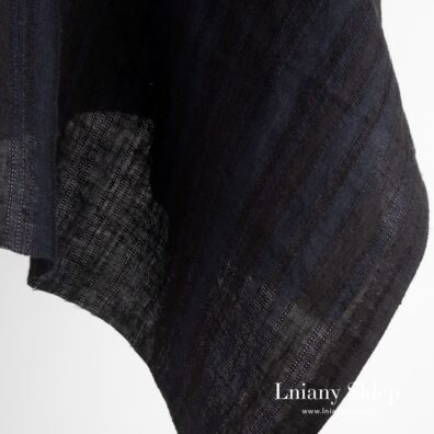 Ciemny, miękki, prany len.