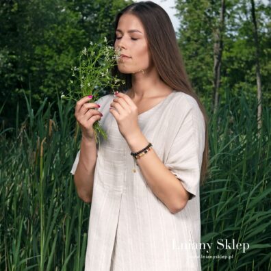 Z przodu - zakładka.