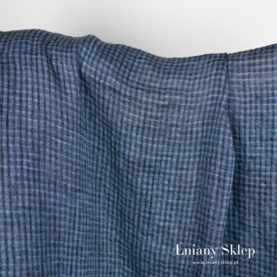 Prany prześwitujący len.