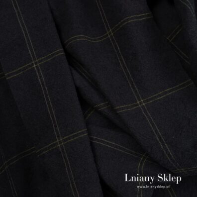 Czarny szeroki prany len z bawełną.