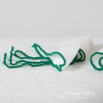 Mlecznobiałe serwetki - bankietki.