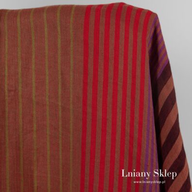 Prany len w pionowe paski.