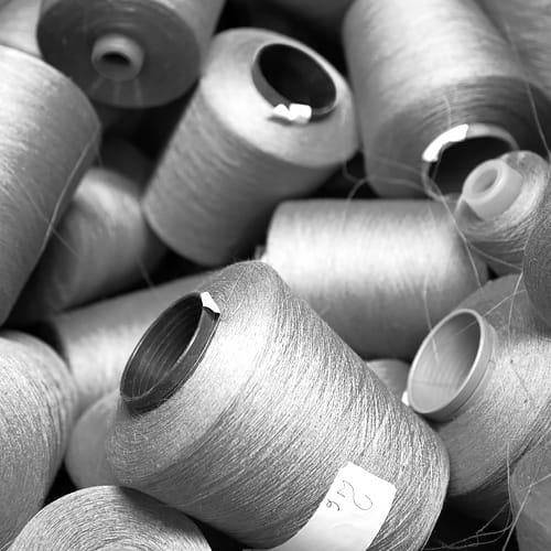 Przędze lniane na szyszkach.