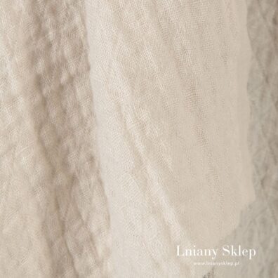 Prany len na odzież i tekstylia domowe.