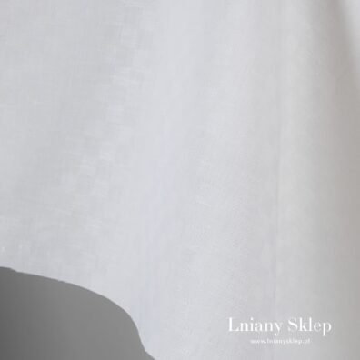 Śnieżnobiała tkanina lniano - bawełniana.