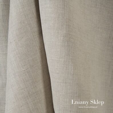 Tkanina w paski wytkane splotem skonym.