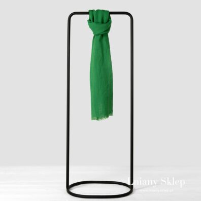 Jaskrawy zielony szalik lniano - bawełniany.