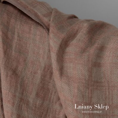 Prany len na odzież i tekstylia domowe.