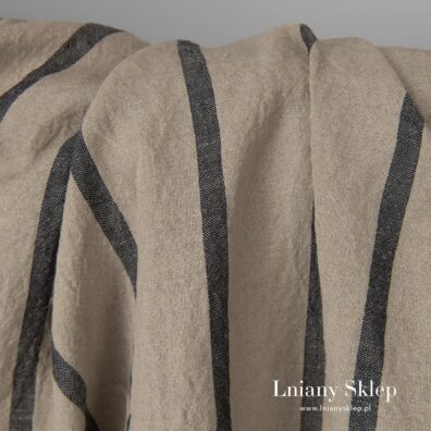 Delatyzowana tkanina lniano - bawełniana.