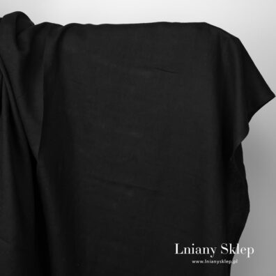 Czarny len prany.
