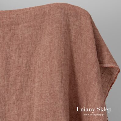 Prany len w brązowo - piaskowym melanżu.