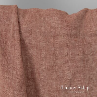 Prany len na odzież i tekstylia domowe.