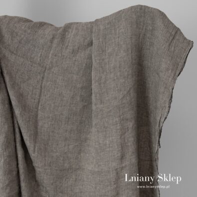 Len prany szary w piasek.